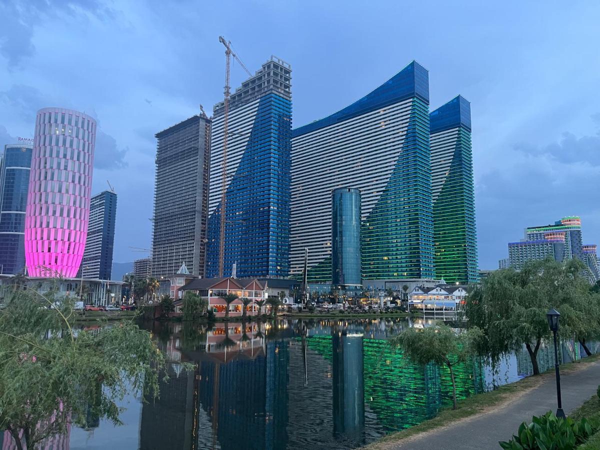 1-Bedroom Studio Apartment In Orbi City - Side Seaview 巴统 外观 照片