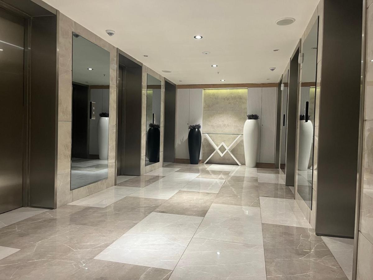 1-Bedroom Studio Apartment In Orbi City - Side Seaview 巴统 外观 照片
